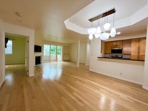 Building Photo - Located in Century City Adjacent to Beverly Hills!