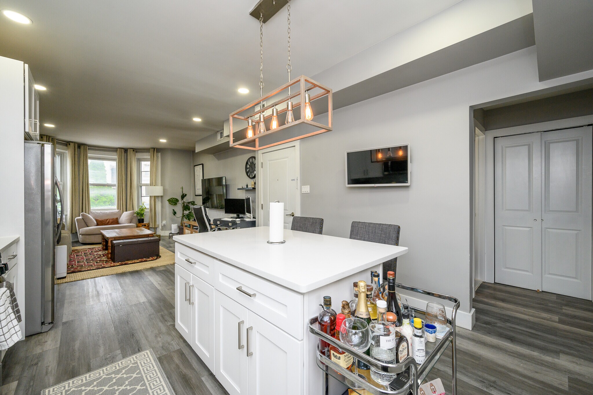 Building Photo - 569 Liberty Ave