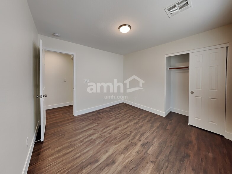 Building Photo - 7960 Capistrano Valley Ave