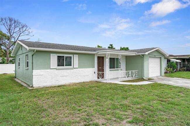 Building Photo - 10014 Sleepy Hollow Ln