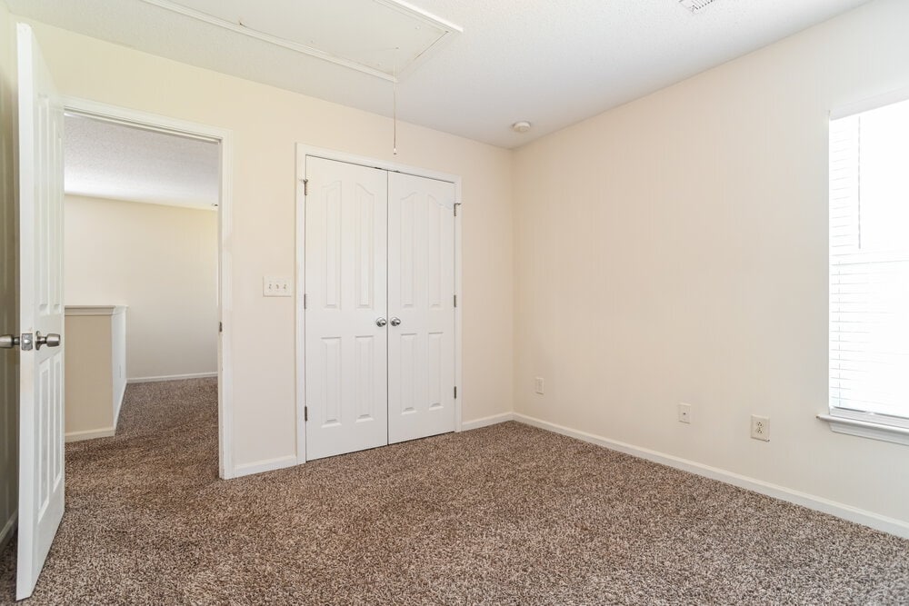 Building Photo - 6846 Squirrels Foot Ct