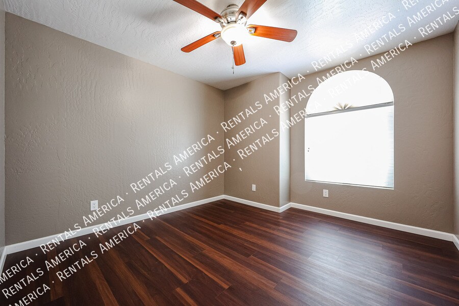 Building Photo - 3160 W Frankfurt Dr