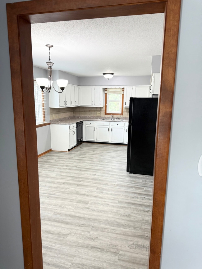 Building Photo - 2508 Dogwood Dr