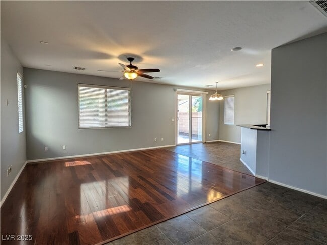 Building Photo - 758 Crest Valley Pl