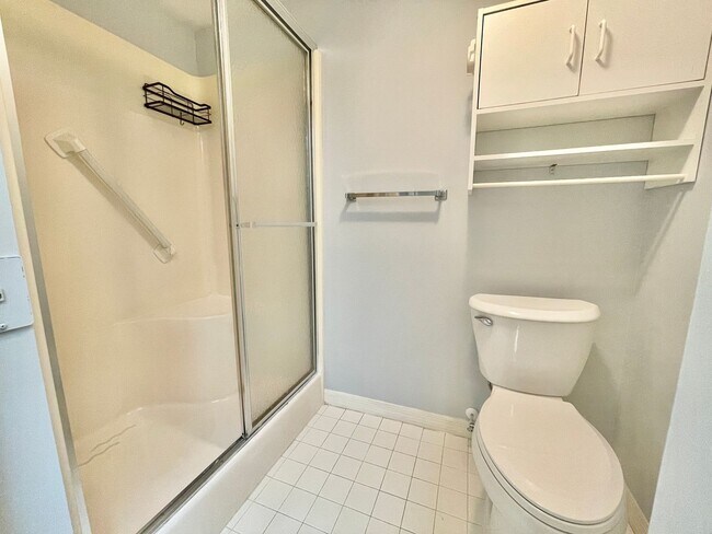 Building Photo - Application Under Review - 2 BR 2 Bath Con...