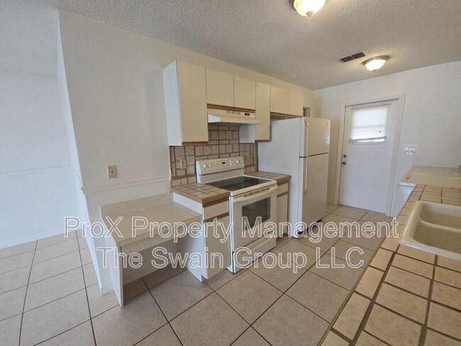 Building Photo - 151 Winter Ridge Dr