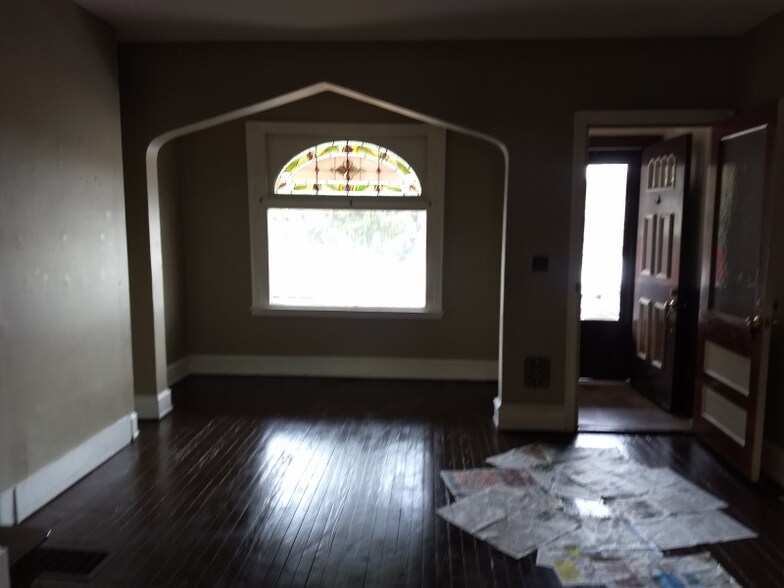 Building Photo - 3925 Burgoon Rd