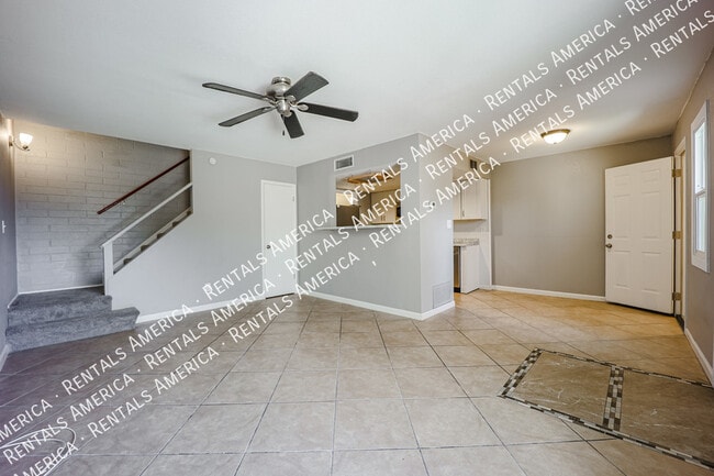 Building Photo - 6053 N 79th St