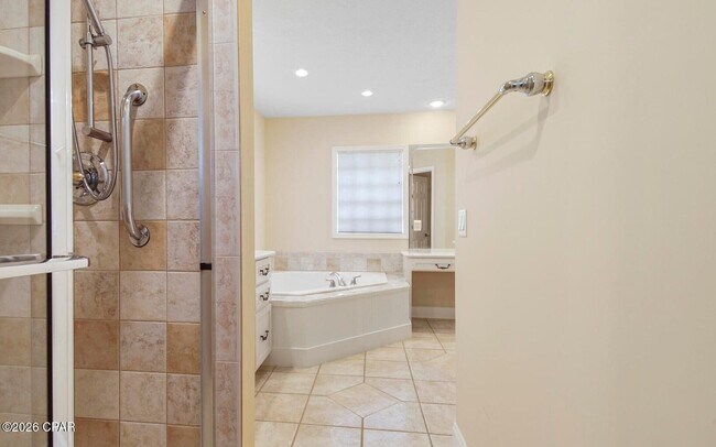 Building Photo - 103 Parkview Xing