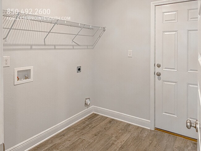 Building Photo - 24847 Smarty Jones Cir