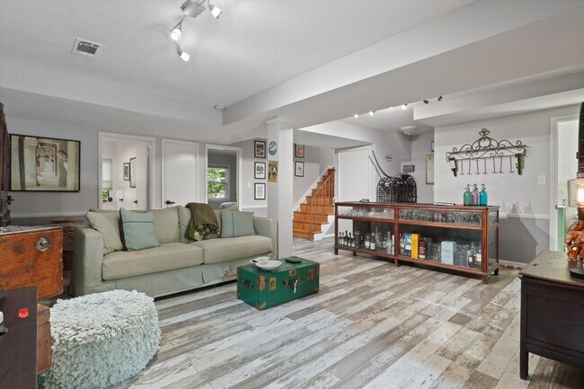 Building Photo - 3411 Stoneybrae Dr