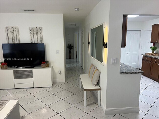 Building Photo - 15341 SW 307th Rd