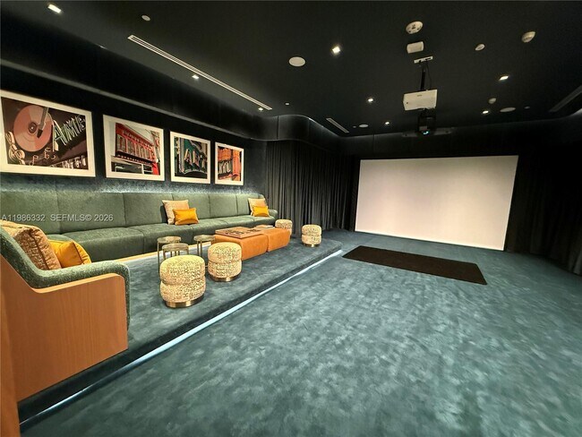 Building Photo - 77 SE 5th St