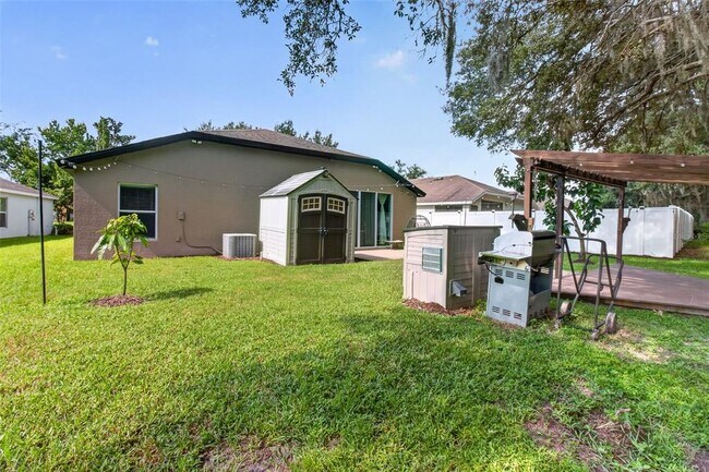 Building Photo - 1234 Hill Flower Dr