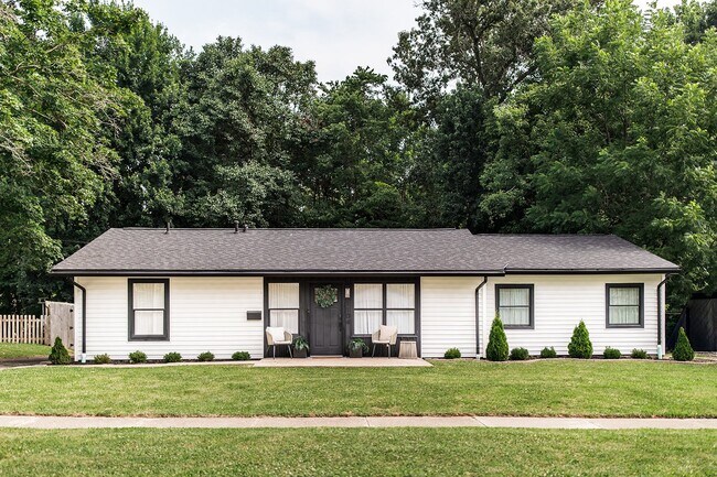 Building Photo - 1104 Tuscarora Dr
