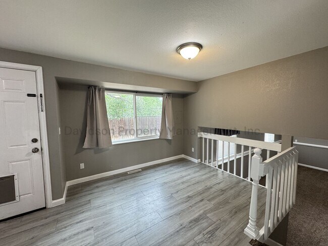 Building Photo - 4470 Monica Dr