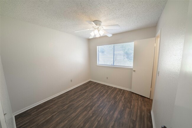 Building Photo - 22714 Brafferton Ln