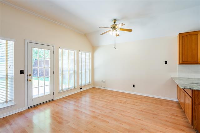 Building Photo - 5919 Willow Wood Ln