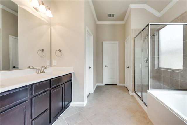 Building Photo - 1404 Nacona Dr