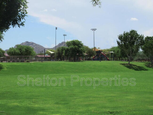 Building Photo - 20384 N 261st Dr