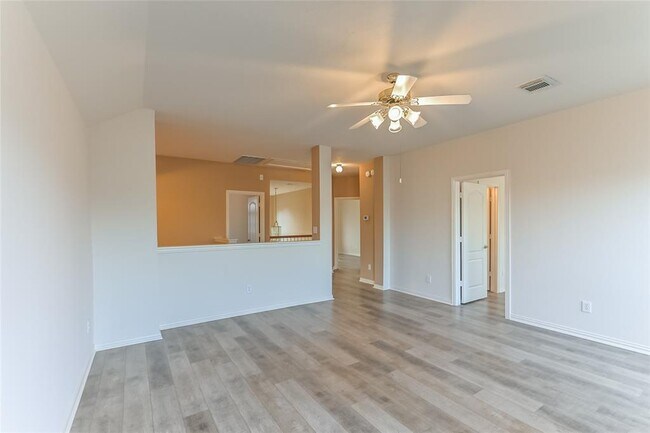 Building Photo - 3313 Pebble Beach Ln
