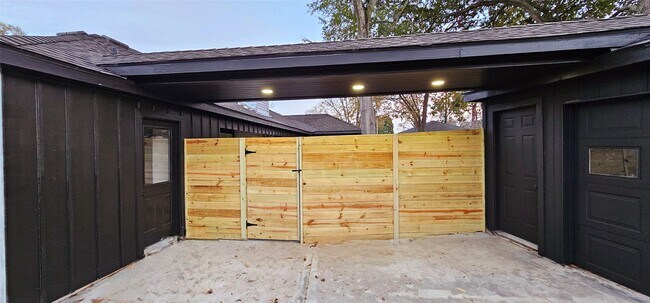 Building Photo - 18630 Prince William Ln