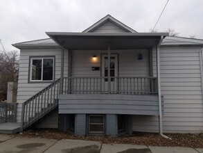 Building Photo - Pet Negotiable Four Bedroom Home