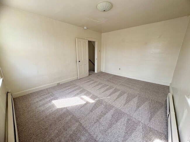 Building Photo - 539-541 S Market St