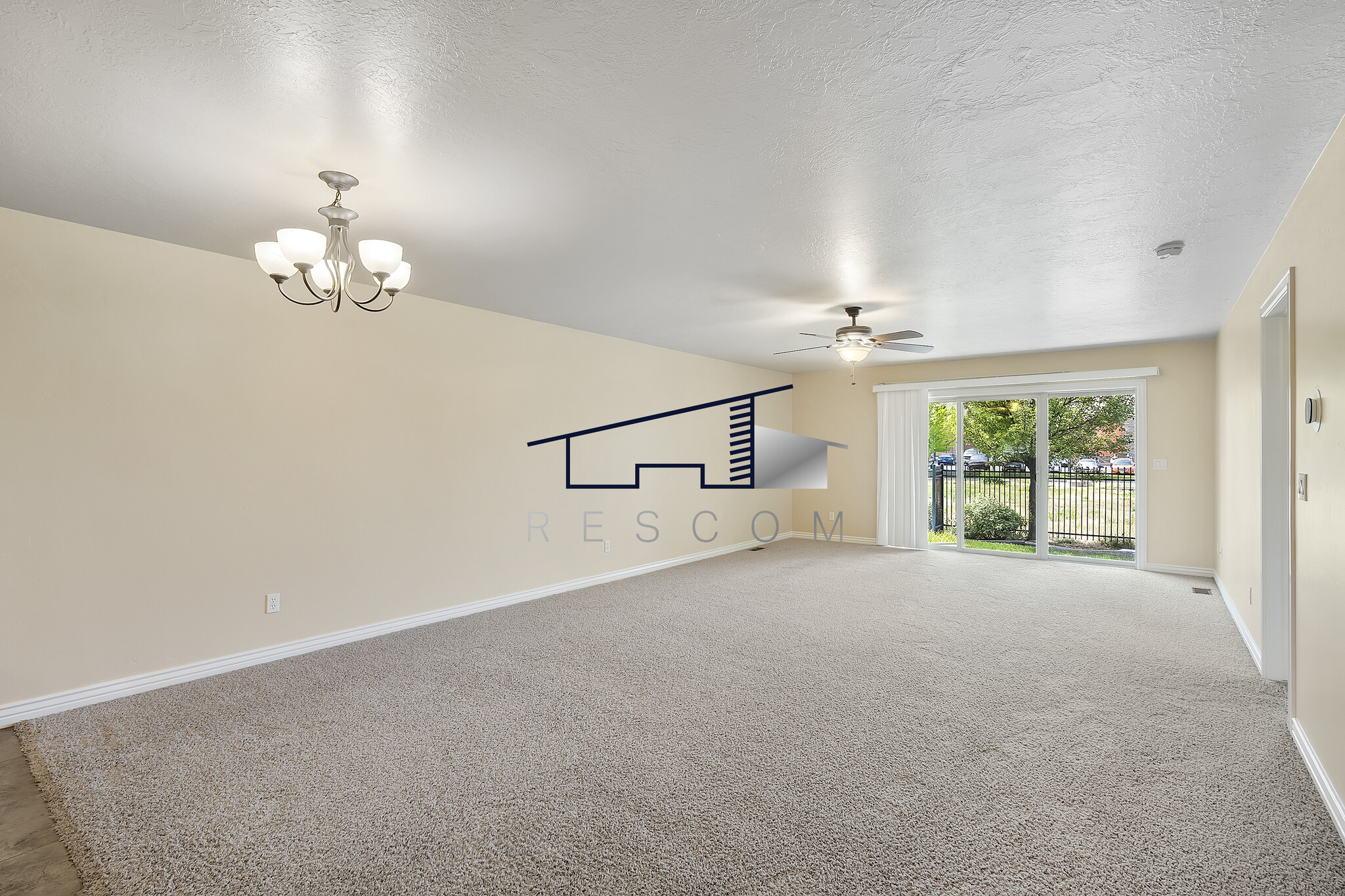 Building Photo - 757 W 4400 S