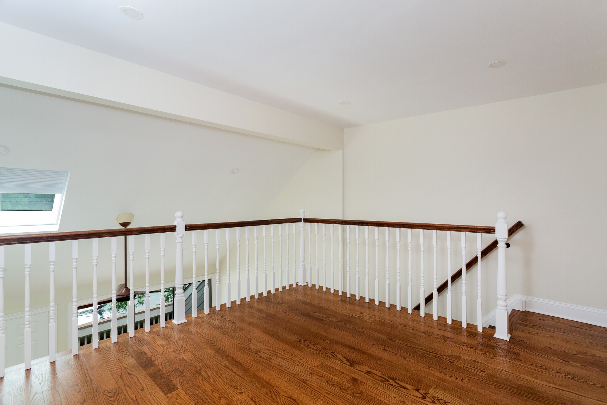Loft - 15 River Rd