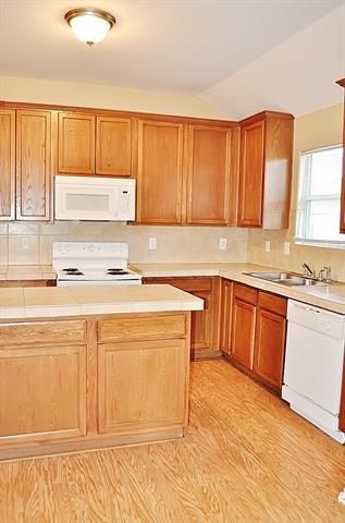 Building Photo - 9713 Brierwood Ln
