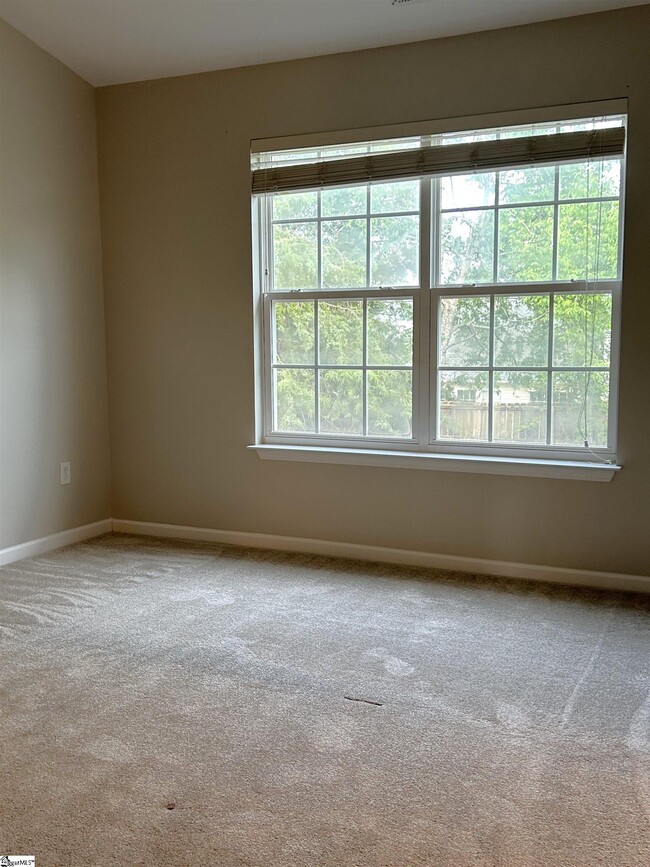 Building Photo - 134 Xander Dr