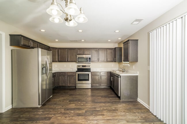 Building Photo - 2201 Walcot Way