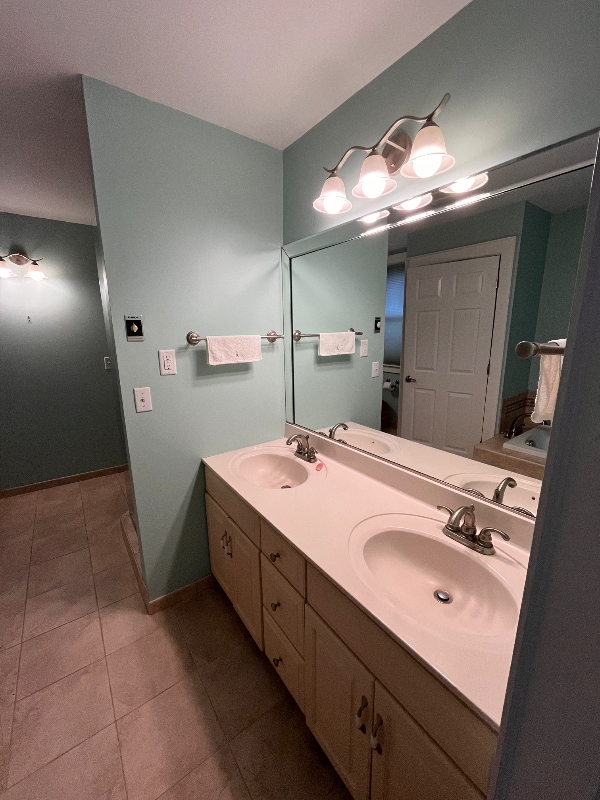 Building Photo - 151 Eagle St