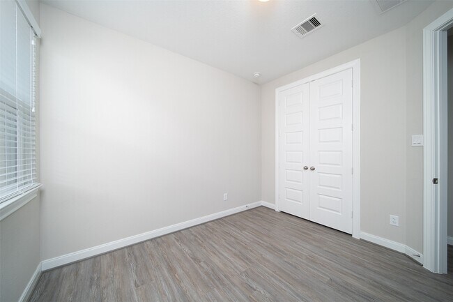 Building Photo - 24734 Twilight Hollow Ln