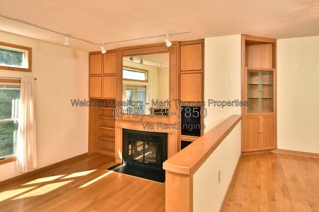 Building Photo - 102 Mallard Ct