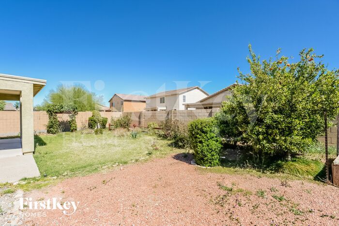 Building Photo - 1018 W Corriente Dr