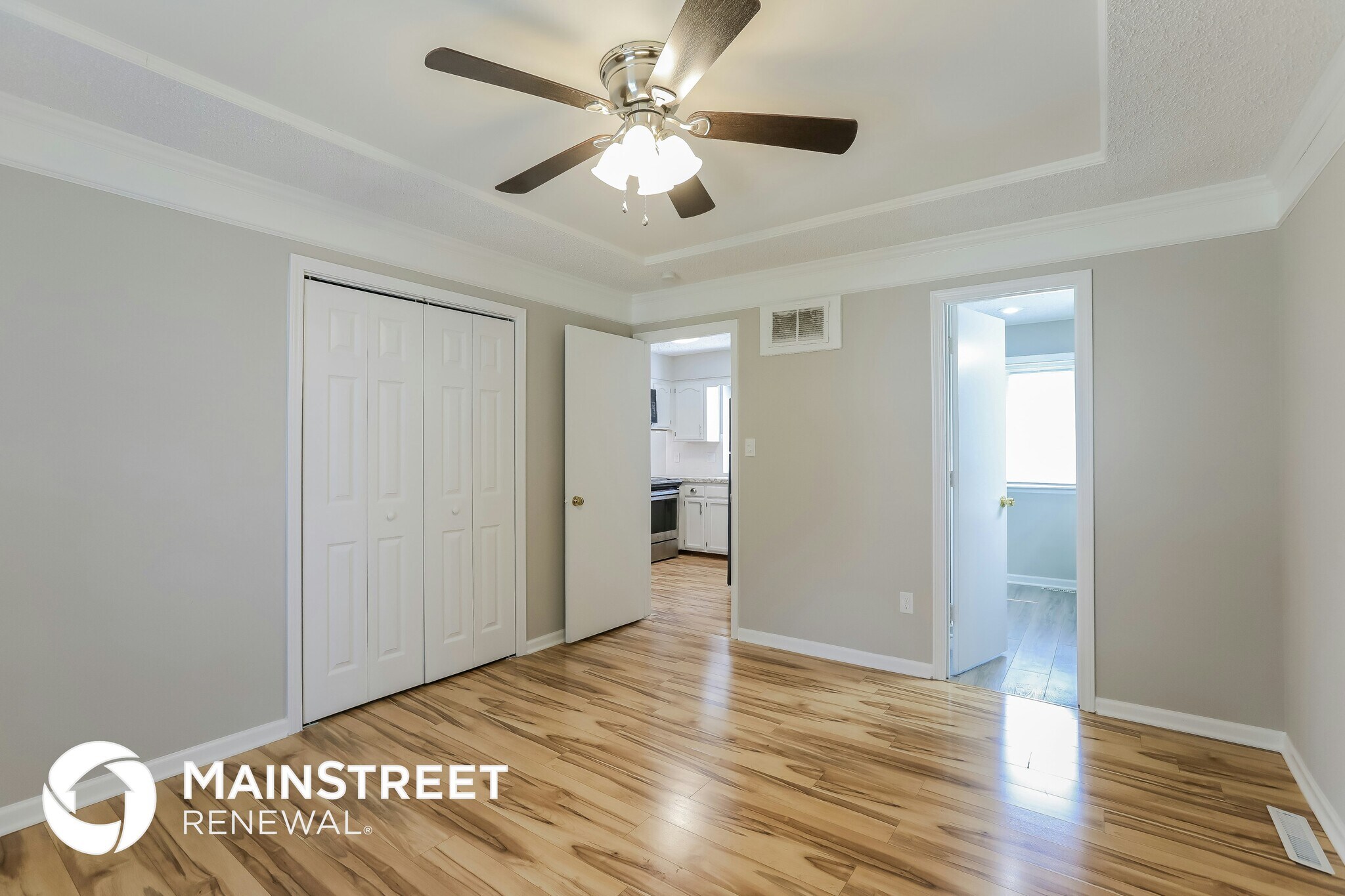 Building Photo - 1105 NE Ridgeview Dr