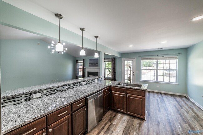 Building Photo - 128 Wilder Dr