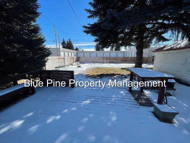 Building Photo - 232 E 16th St