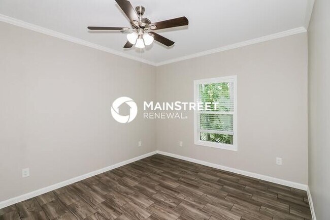 Building Photo - 4 Bedroom Pet-Friendly Home in Houston, TX with Main Street Renewal