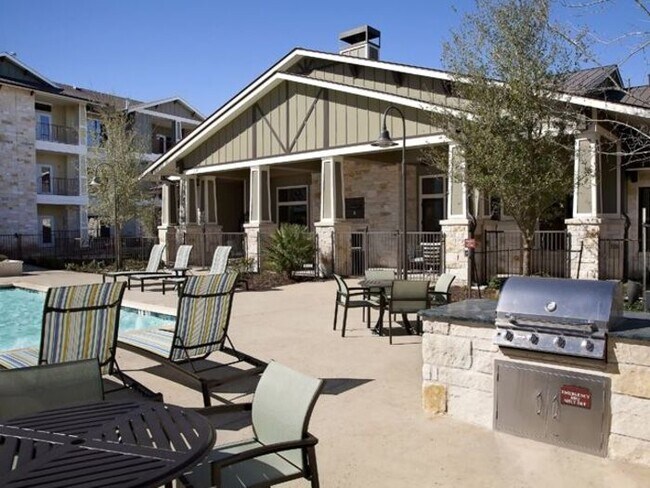 Building Photo - 11300 Farrah Ln