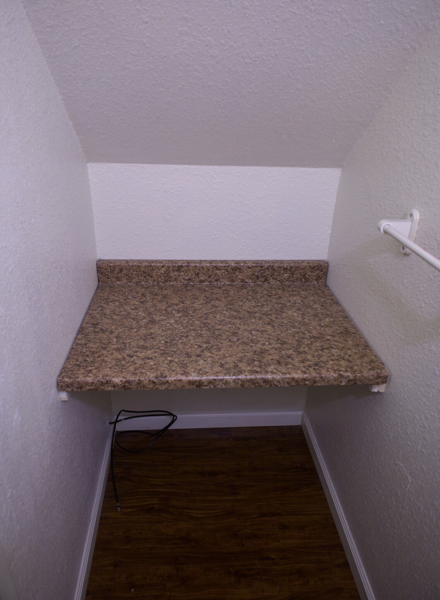 Building Photo - 8272 Center Pky