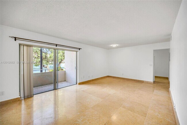 Building Photo - 7757 SW 86th St