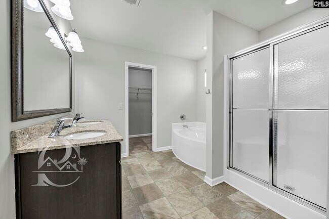 Building Photo - 629 Kimpton Dr