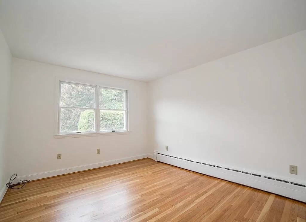 Building Photo - 39 Jackson St