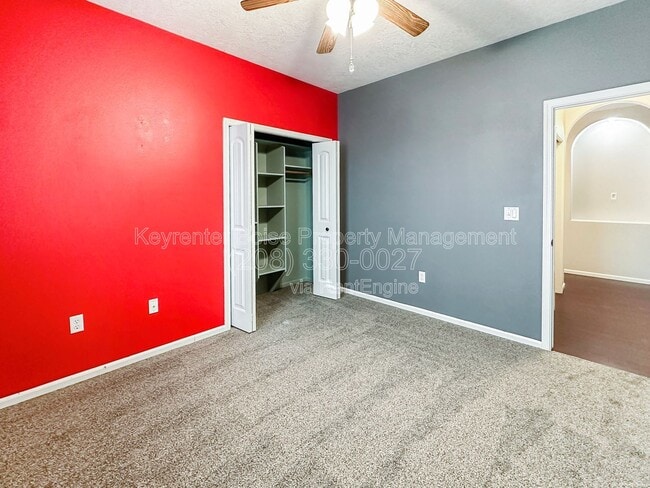 Building Photo - 9259 W Olivia St