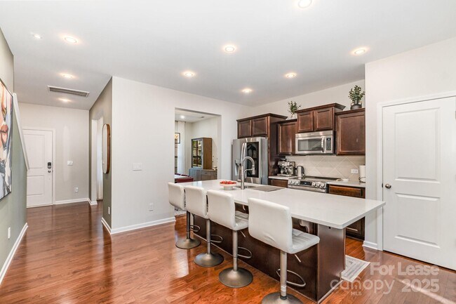 Building Photo - 3917 Bighorn Wy