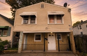 Building Photo - 12 Borden Ave