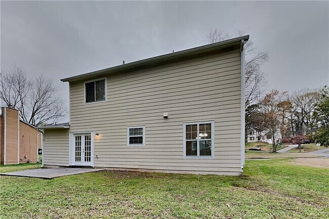 Building Photo - 5652 Longbow Dr